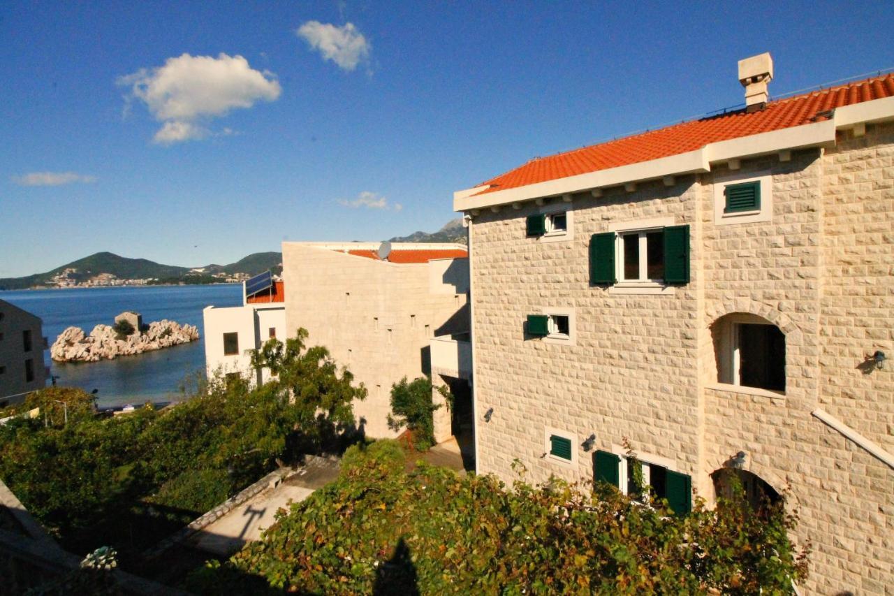 Guest House Villa Pastrovka 스베티스테판 외부 사진
