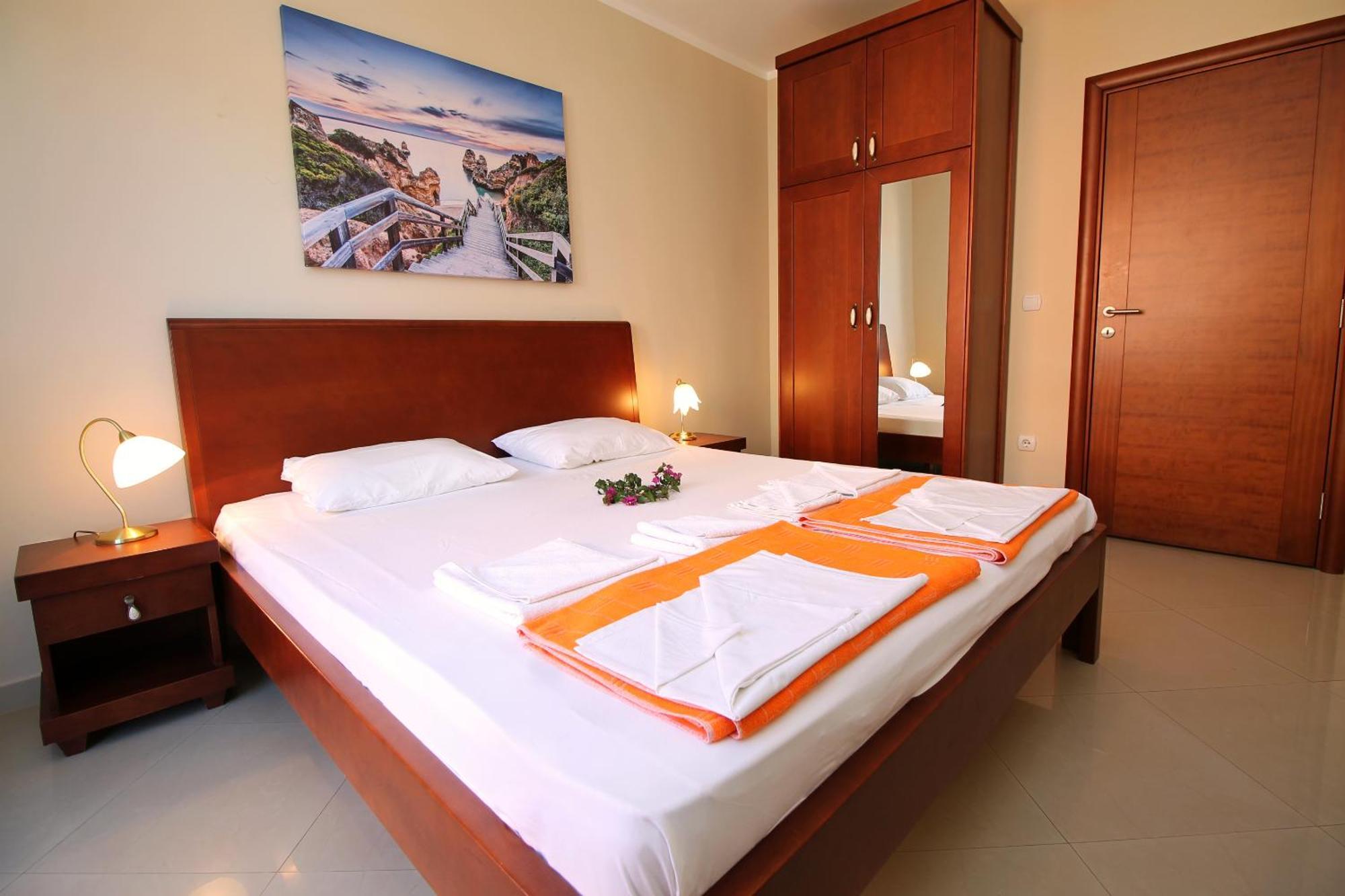 Guest House Villa Pastrovka 스베티스테판 외부 사진