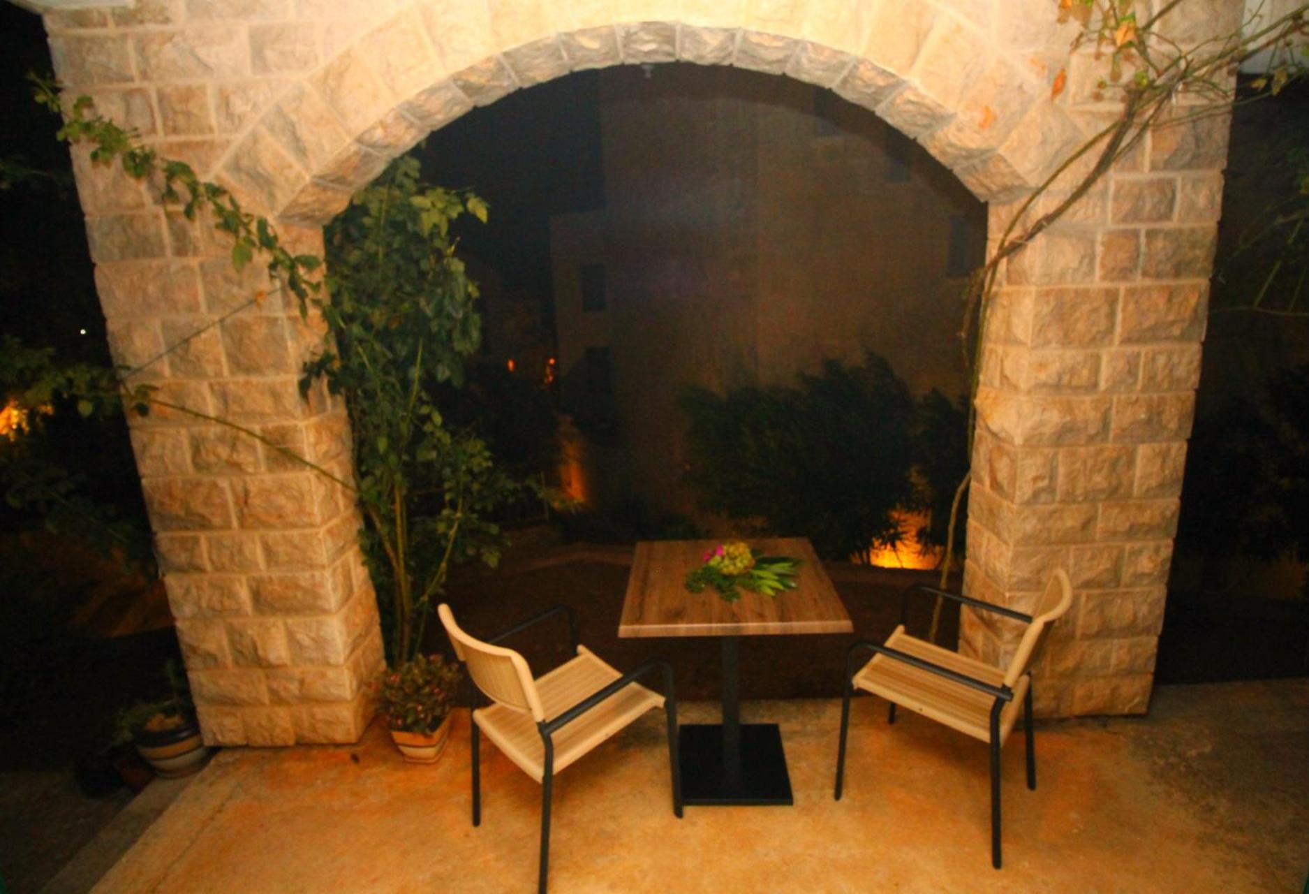 Guest House Villa Pastrovka 스베티스테판 외부 사진
